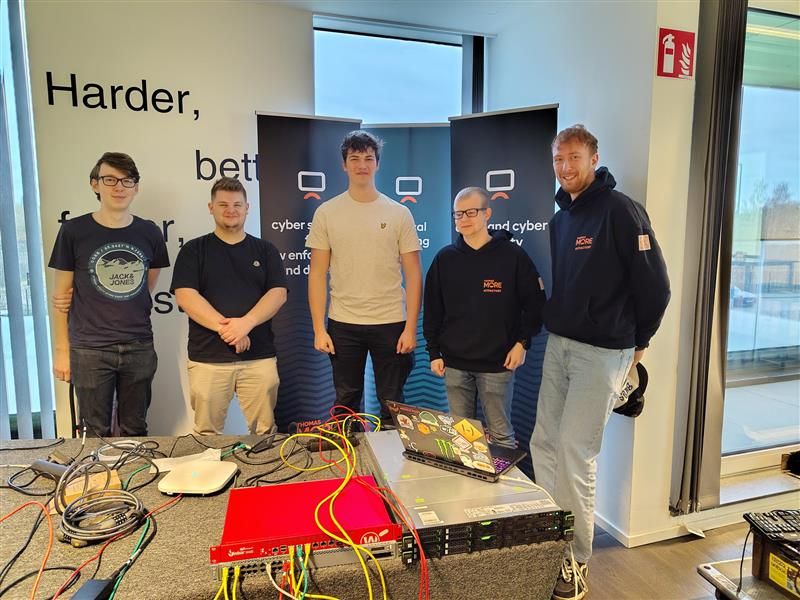 BSides Limburg team and participants